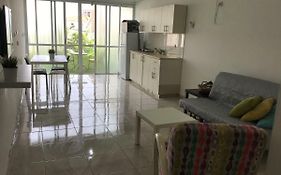 Yitshak Sadeh St. Apartment
